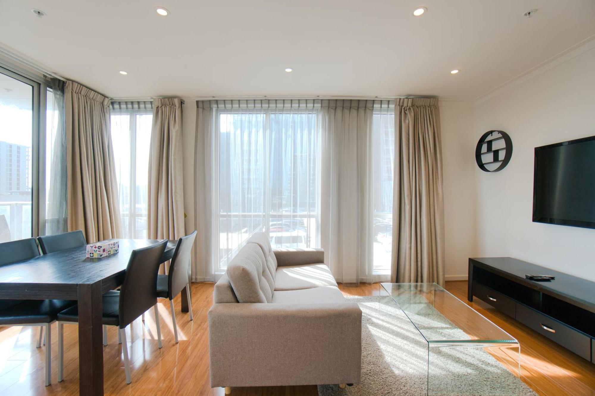 Amyra Residences At The Rowlands Apartments แอดิเลด ภายนอก รูปภาพ