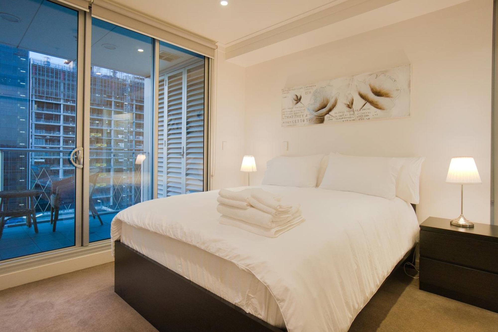 Amyra Residences At The Rowlands Apartments แอดิเลด ภายนอก รูปภาพ